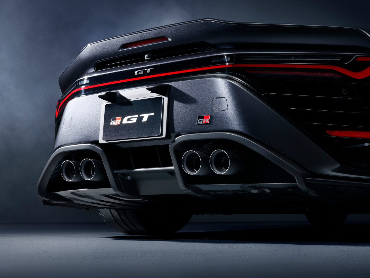 SMALL_20251205_02_08